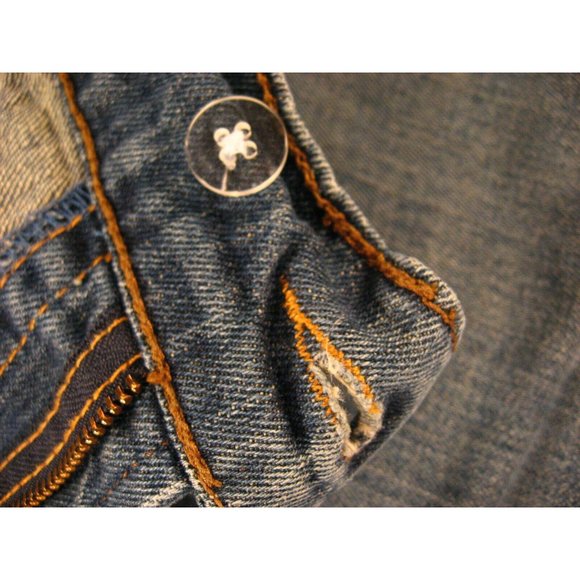 LEVI'S 542 Womans JEAN SHORTS Cut Off 14M Blue Denim Red Tab - Picture 7 of 11